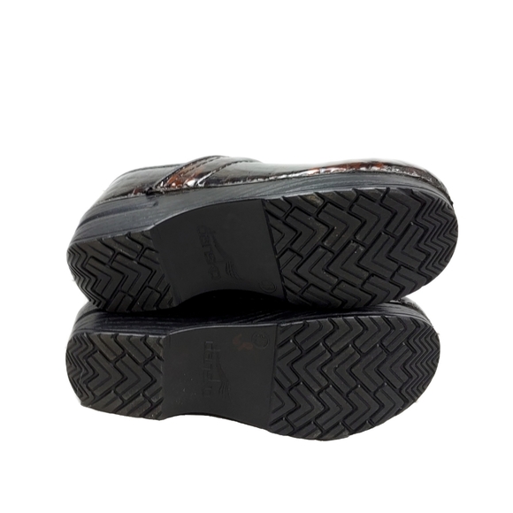 *SOLD*New! Dansko The Professional Womens 36 Brown Patent Crocs - Picture 7 of 9